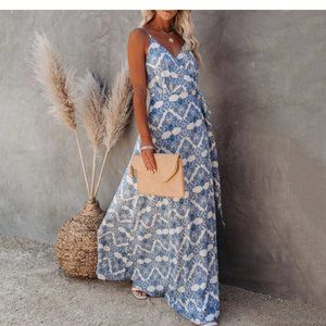 NWT Aakaa Sleeveless Blue White Maxi Dress Small